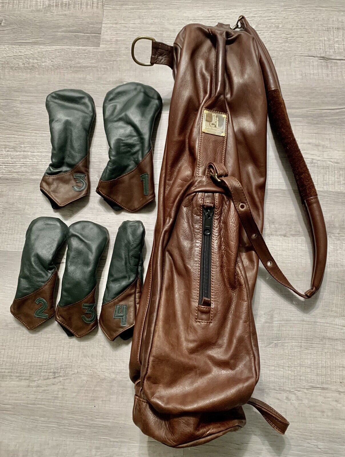 Leather Links & Kings Golf Bag & Head Covers